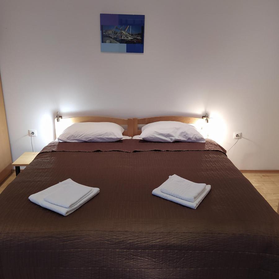 Peter&Zana Apartments Stari Grad  Exterior foto